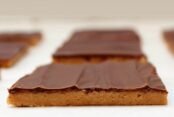 peanut-butter-cup-bars