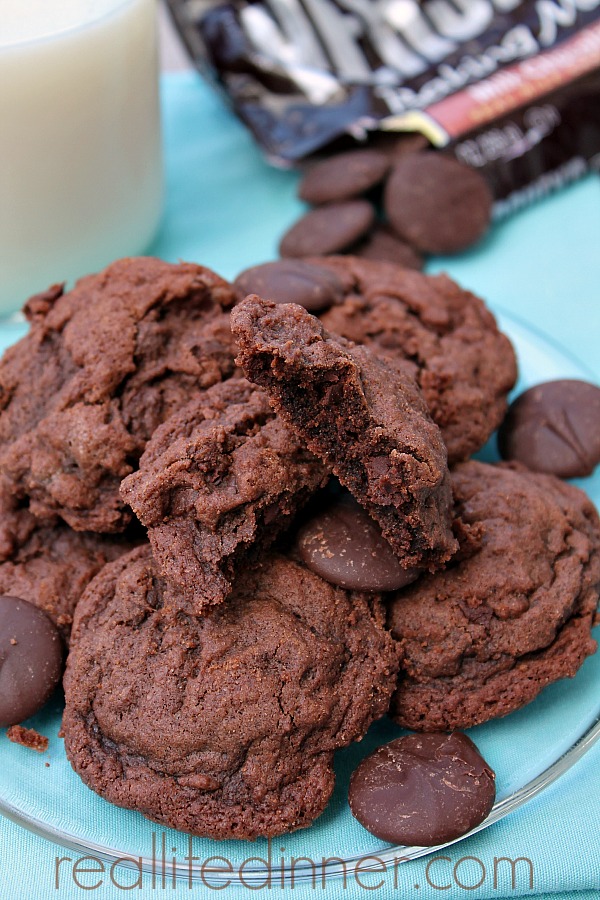 Amazing Double Chocolate Cookies