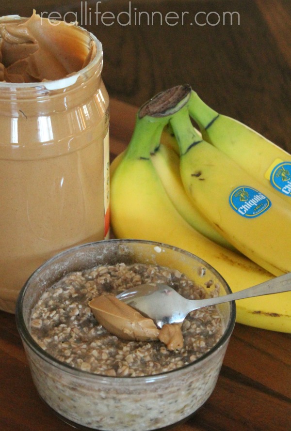 Overnight-oatmeal-bananas-and-chia-seeds-reallifedinner