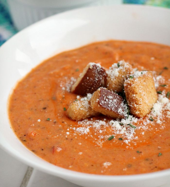 Thick-and-Creamy-Tomato-Basil-Parmesan-Soup