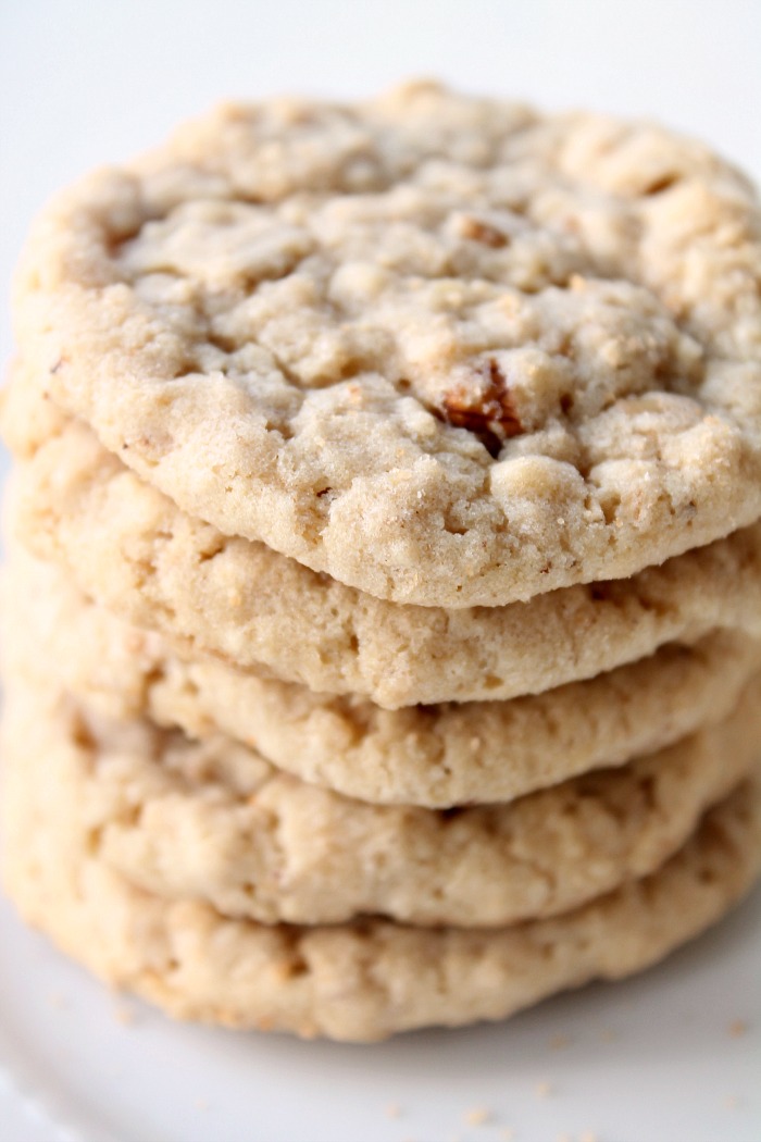 Chewy-Oatmeal-Cookies-with-nuts-recipe