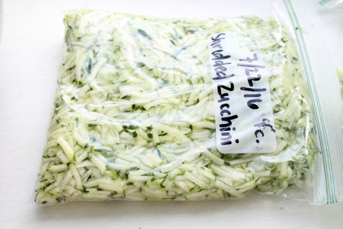 how-to-freeze-zucchini-freezer-bag