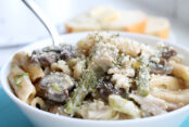 Instant-Pot-Creamy-Chicken-Pasta-with-Asparagus-and-Mushrooms