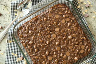 Delicious brownie baked oatmeal from viral video with the recipe